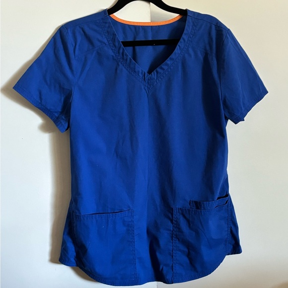 Scrub Uniform Top - Picture 1 of 6